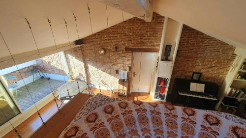 Saint-Cyprien Apartment | Loft de charme climatisé et sa terrasse