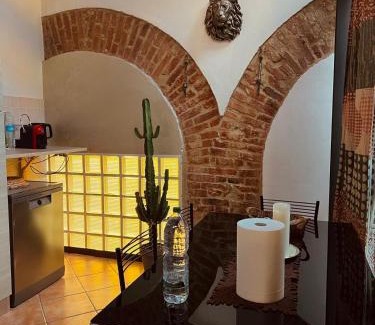 Cremona Apartment | Loft Dei Lupi 260m dal Duomo FreeParking