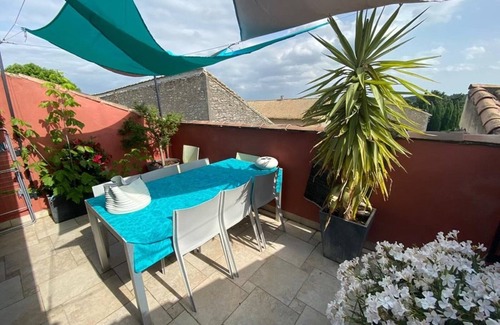 St.-Remy-de-Provence Apartment | Loft Duplex in the heart of the village