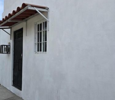 Zapopan Apartment | Loft Iteso Buganvilias Coca Cola Periferico y Lopez Mateos