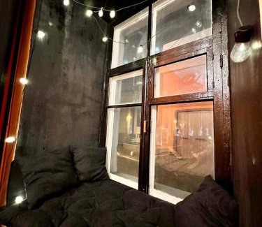 Verkhnie Misto Apartment | Loft on Maidan Independence Square