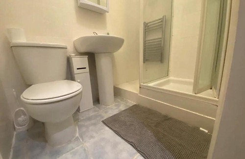 Ladywell House | Loft room in South London Suburbs