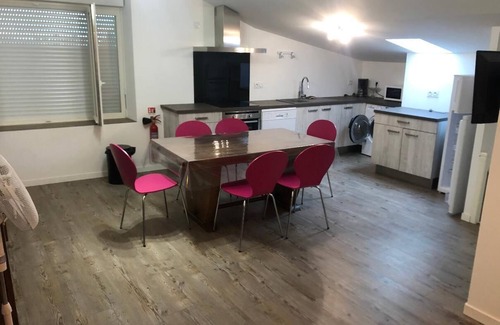 Saint-Christoly-Medoc House | Loft sleeps 6-10