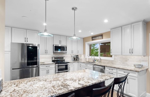 Osage Beach House | Lofted Bluff Sunset Lake Views and Private Boat Dock