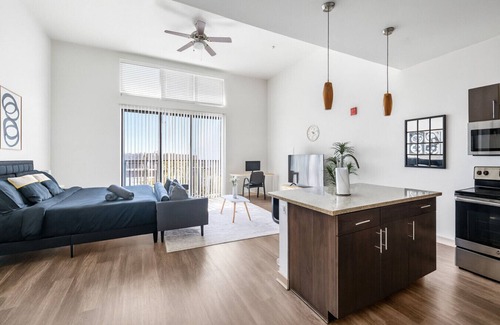 Five Points South Apartment | Lofted King Studio | Downtown Vibes