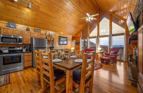 Sevierville Cabin | Log Cabin-Great view-Hot Tub-Enjoy Dollywood Fireworks from the deck-Resort Pool