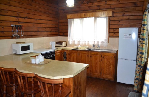 Graskop Cabin | Log Cabin & Settlers Village