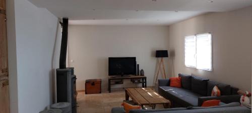 Saint-Paul-Trois-Chateaux Villa | logement drome provençale