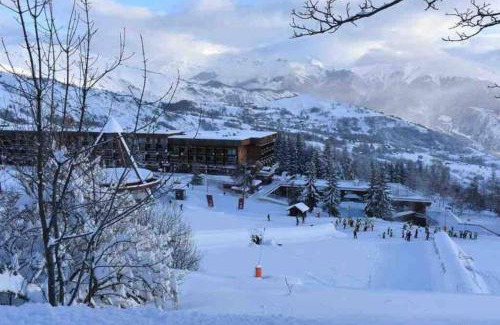 Le Corbier Apartment | Logement 5 pers. Soyouz classé 2** skis aux pieds