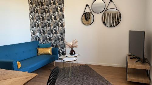 Sarlat-la-Caneda Apartment | Logement entier, Studio 131, à Sarlat centre, avec spa, parking privé et à 15min à pied de la cité médiévale