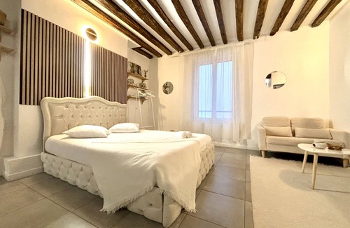 Aubervilliers Apartment | Logement Moderne Avec Jacuzzi