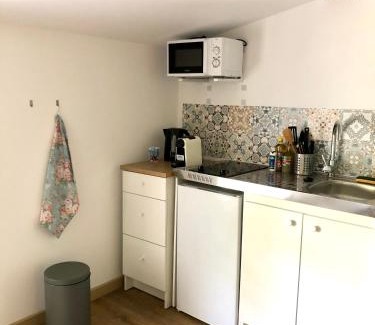 Saint-Didier Apartment | Logement neuf et climatisé, au coeur du village