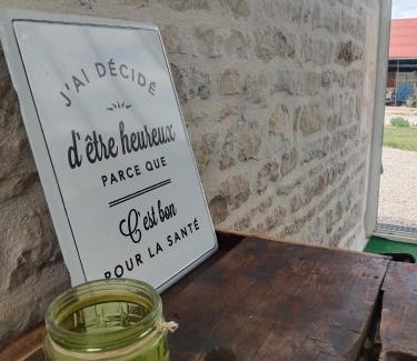 Saint-Bris-le-Vineux Apartment | Logement pleine nature
