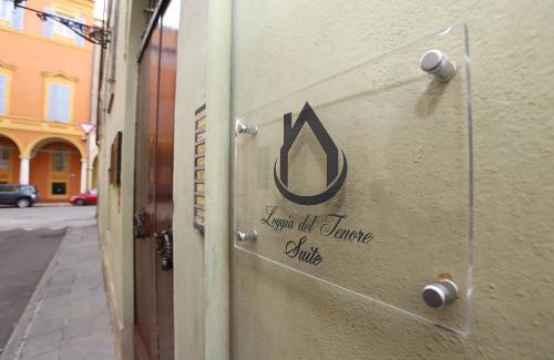 Old Town Apartment | Loggia del Tenore Suite