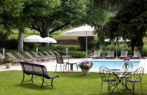 Aix-les-Bains Hotel | Logis Auberge Saint Simond