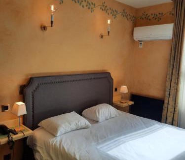 Blois Hotel | Logis Hôtel restaurant LE MEDICIS