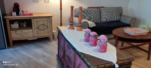 El Roc de Sant Gaieta Apartment | LokalHome
