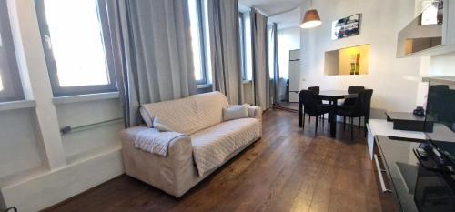 Isolotto Apartment | Lola Apartment in Florence