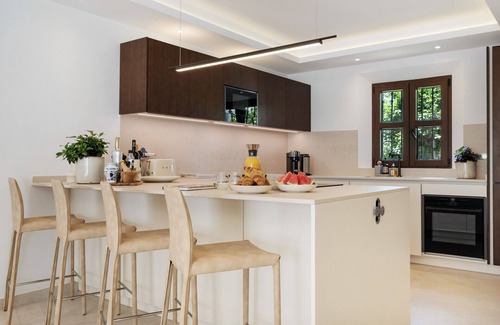 Marbella Ski Chalet | Lomas Townhouse – Fine Living