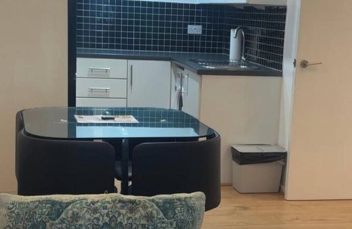 Barking Apartment | London 1 Bed Apartment close to Barking Station