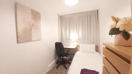 Westbourne Green Apartment | London Oldbury house rooms