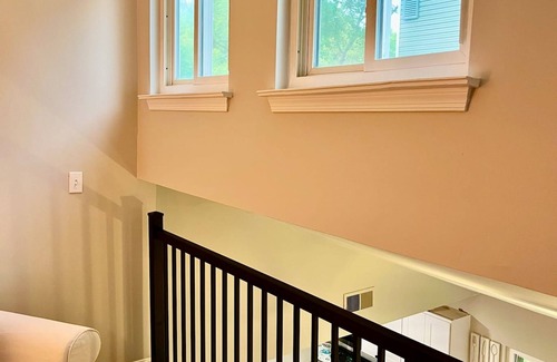 Edgewater House | London Towne Bungalow w/Loft - Walk to the Beach!