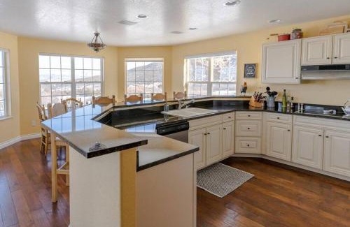 Mesa House | Lone Eagle Haven home
