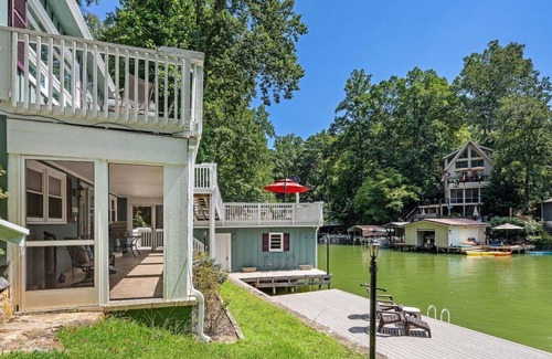 Lake Lure Cottage | Long Family Lake House - Mr Lake Lure Vacation Rentals