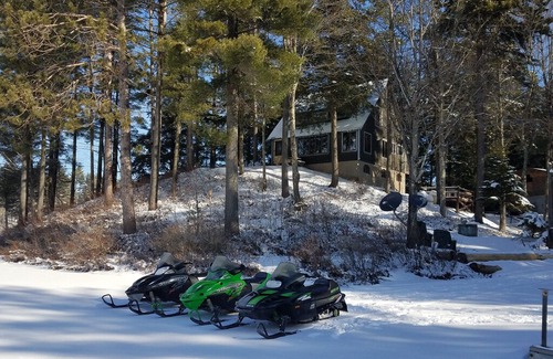 Croghan House | LONG POND RUSTIC HOME SURROUNDED BY WATER w/Great Private Beach