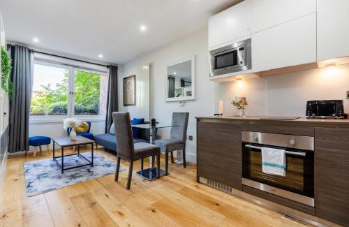 Lewisham Apartment | Long Stay Zone 2 Stylish Studio Minutes From Station