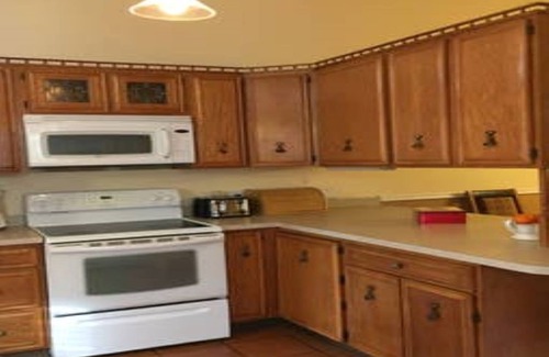 Lockhart House | LONG TERM 6 Month Lease ,the whole Duplex 1/4 of an acre of tropical Bliss Joy!