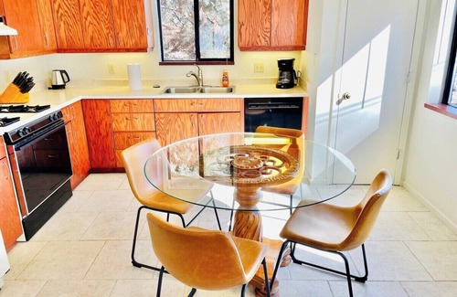 Reno House | Long Term Over 30 Days,Ranch in Country Side of Reno/10Beds