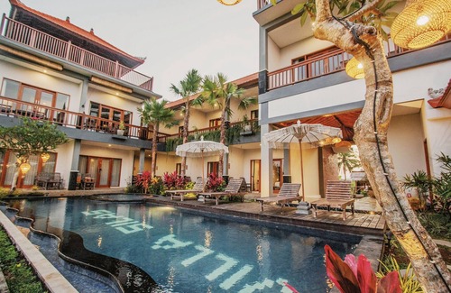 Singakerta Villa | LONG TERM Rent Only - Budget Friendly Private Room