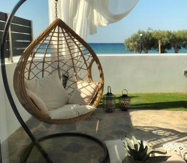 Pilalimata House | Longbeachvillas 2 Thesia beachfront villa