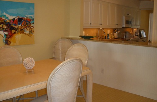 Whitney Beach Condo | Longboat Key Beachfront - Beautifully Updated with Prime Location