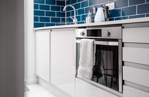 Liverpool House | Longford · Aigburth Terrace, Sleeps 6 | Pass the Keys