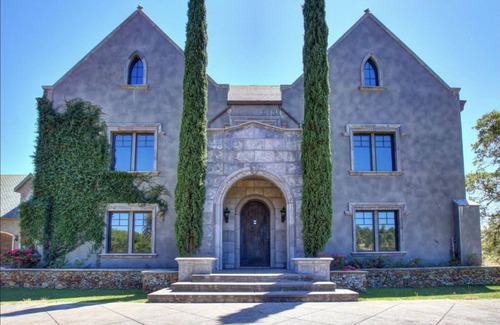 Auburn House | Longview Chateau Estate