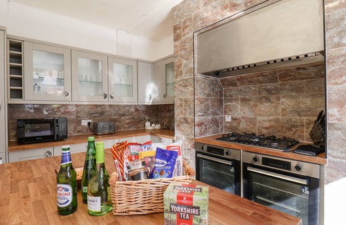 South Cliff Cottage | Lonsdale Villa