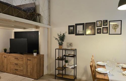 Belso-Ferencvaros Apartment | Lónyay Riverside Apt AC Comfort by the Danube