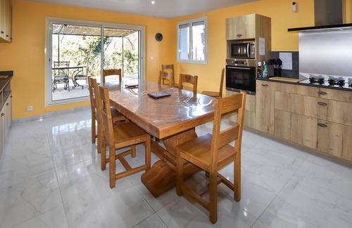 Ansouis House | Look forward to fantastic nature experiences in this vacation home with pool.