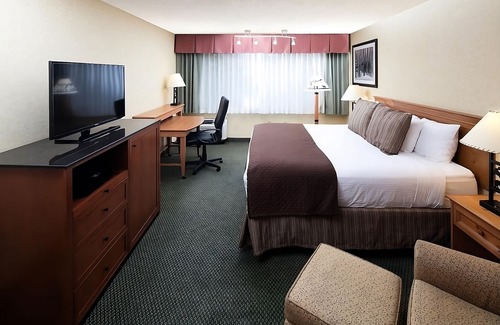 Kalispell Hotel | Look No Further! Free Parking, Pets are Welcome, Minutes from Kidsports Park!