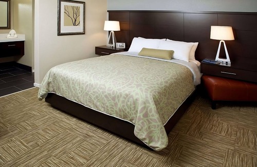 Sunnyvale Resort | Look No More! TWO Comfortable 2BR Suites, Outdoor Swimming Pool, Pets Allowed!