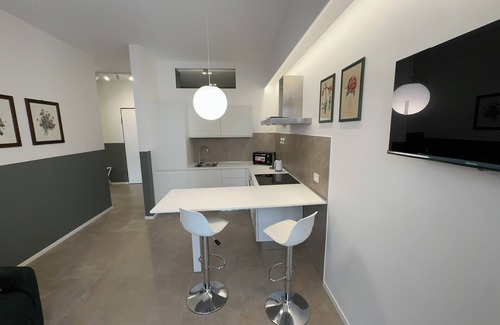 Trani Apartment | Looking for relaxation, comfort and a strategic location? Luca's Home is the ideal choice!