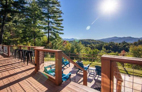 Bryson City House | Lookout Lodge
