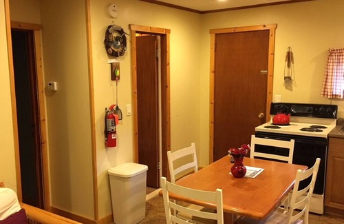 Chestertown Apartment | Loon's Lair, A Beautiful immaculate Adirondack 2 Bedroom 3 Bathroom Suite