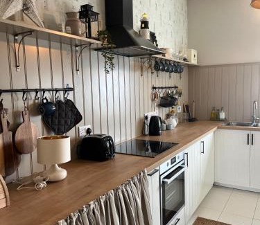 Kilbaha House | Loop Head Lighthouse Attendant's Cottage