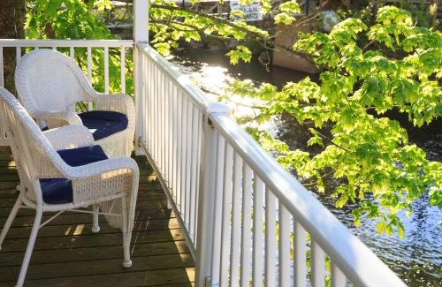 Camden Hotel | Lord Camden Inn