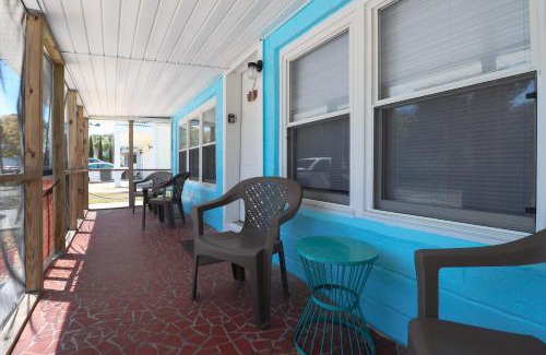 Crescent Beach House | Loris Landing cottage