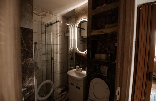 Vozdovac Apartment | Loronobeo.forest