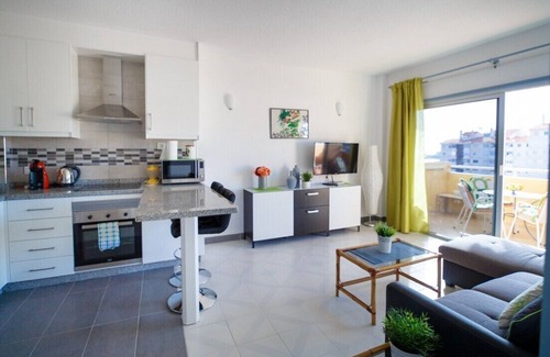 Los Cristianos Apartment | Los Angeles FREE WIFI